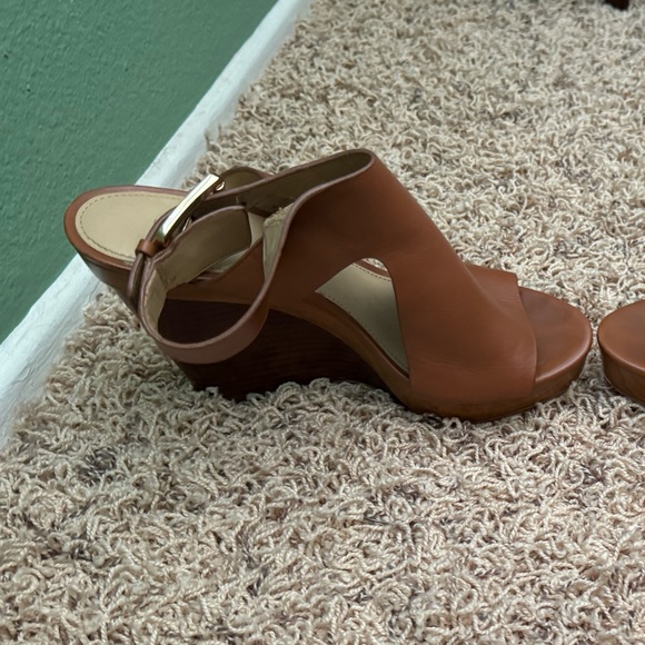 Michael Kors Josephine Wedge - Size 7 - Picture 5 of 15
